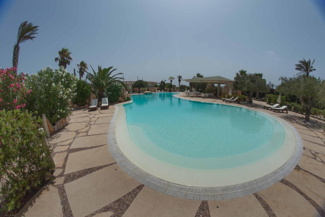 Cupola Bianca Resort LMP Eksteriør bilde